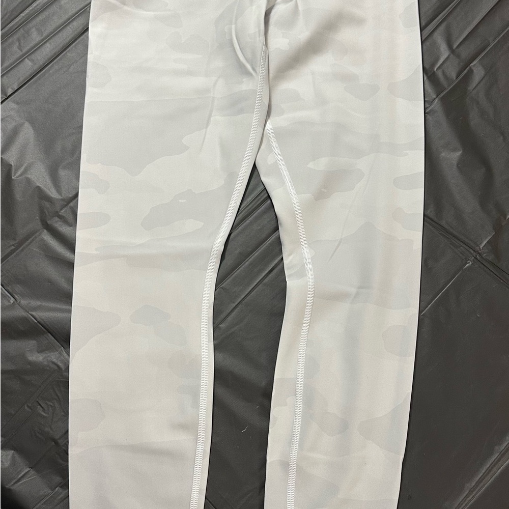 Alo High Waist Vapor Leggings- Gray Camouflage - Picture 8 of 9